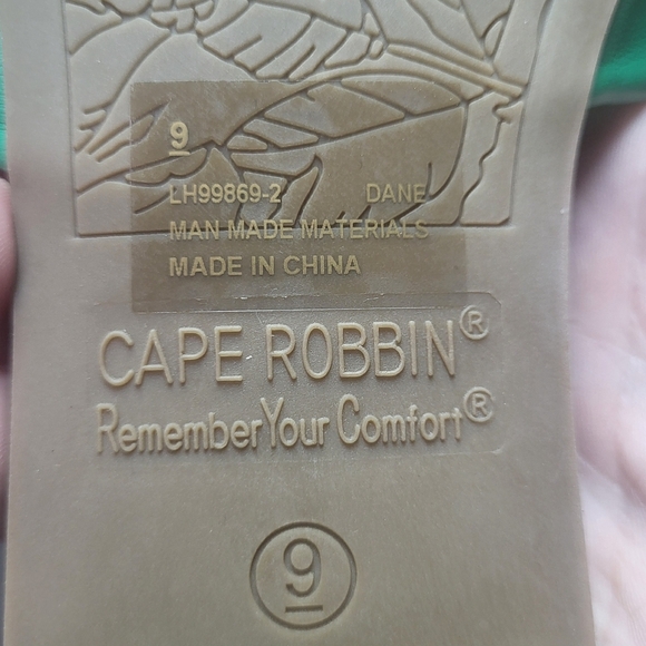 Cape Robbin Kelly Green Dane Comfort Sandal With Bow Detail Size 9 - Picture 7 of 7